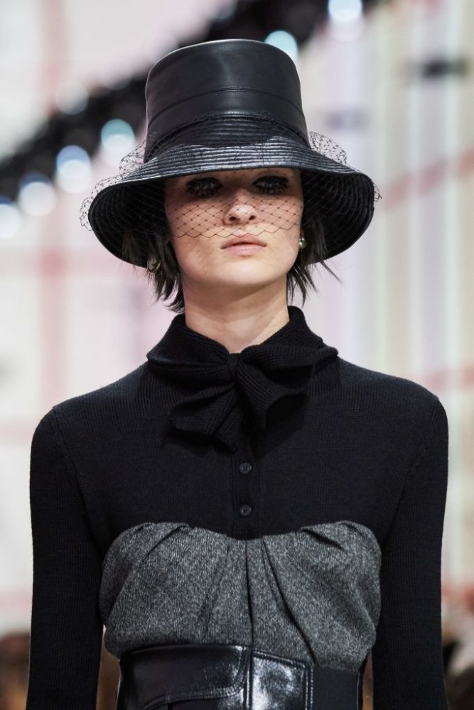 قبعة منChristian Dior