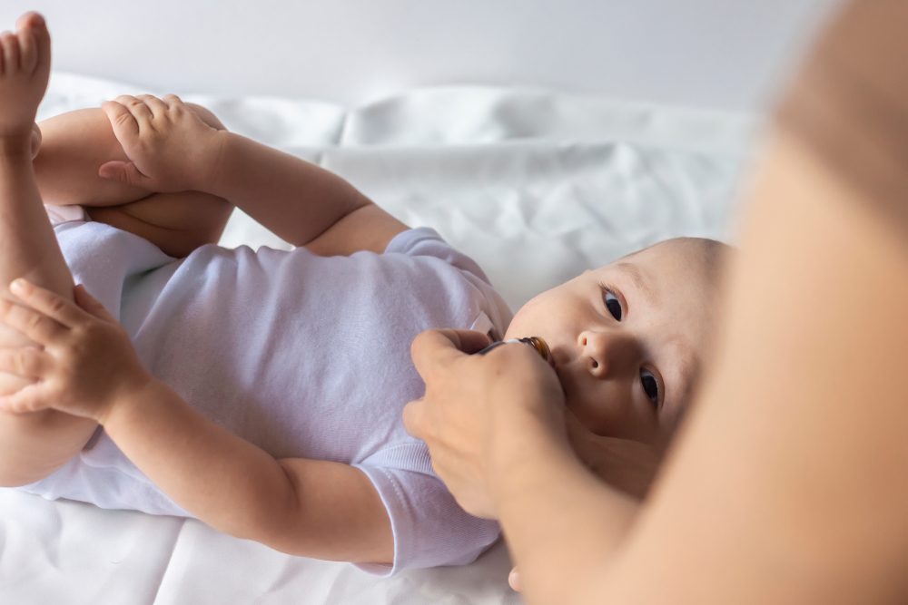 التطعيمات أو التسنين المبكر لحديثي الولادة من اسباب اصابتهم بالاسهال