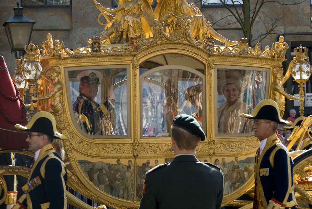 العربة الملكية الهولندية تستخدم في مهمات رسمية