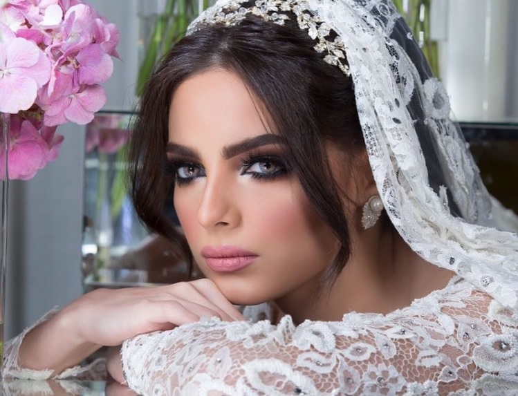 أجمل مكياج ساحر للعروس بأسلوب خبيرة التجميل هميز بنجابي 