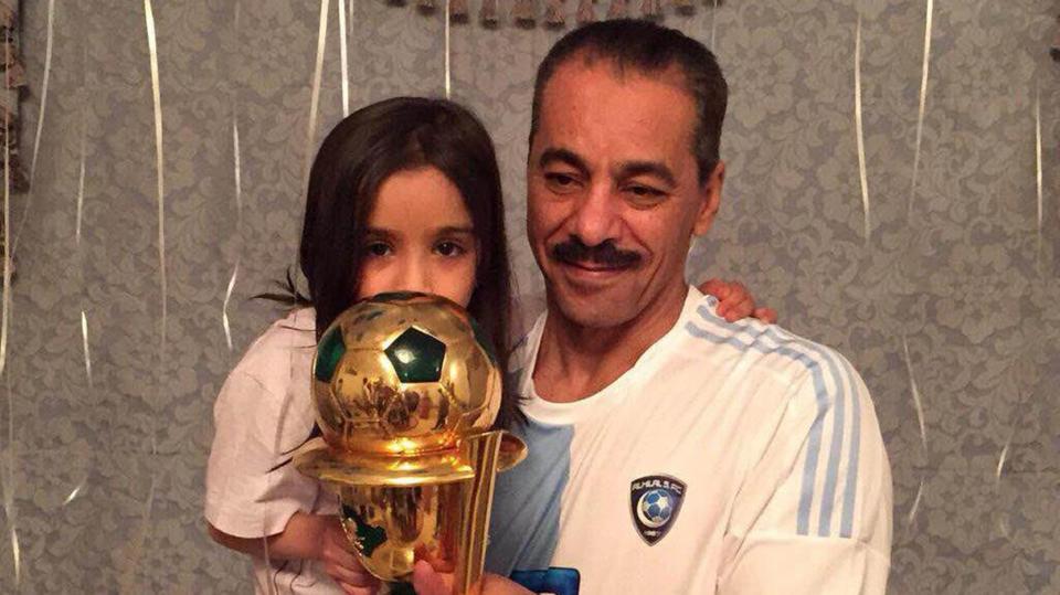 صالح النعيمة الذي يعد قائد المنتخب الوحيد الذي رفع كأس آسيا مرتين على التوالي، حيث ساهم في تتويج السعودية باللقب عامي 1984 و1988