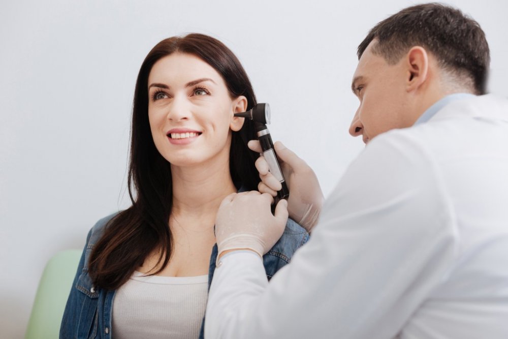  وجد الباحثون ان فقدان السمع هو من تداعيات فيروس كورونا الجديدة