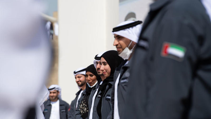  قادة الإمارات يكرمون فريق مسبار الأمل
