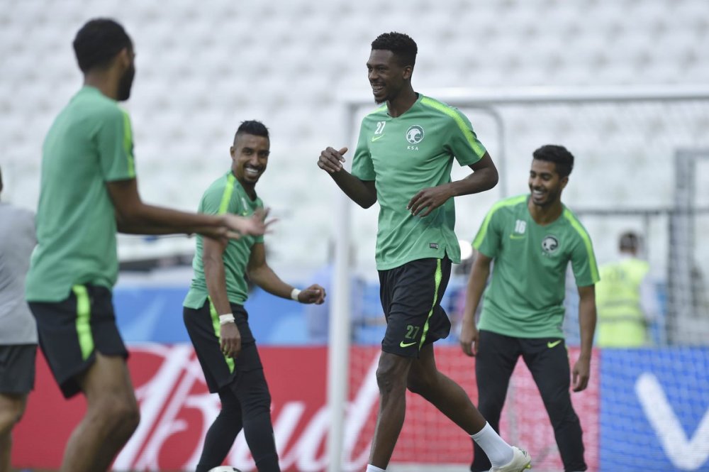 تشكيلة المنتخب السعودي أمام مصر