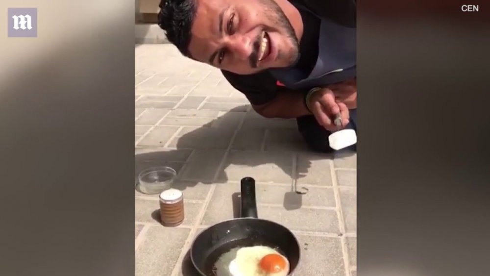 فيديو شاب يقلي البيض على حرارة الشمس في دبي - مجلة هي