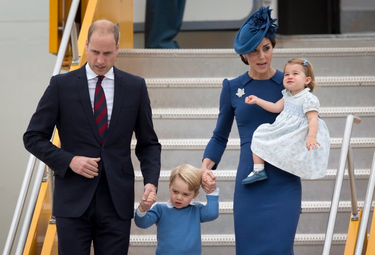 الأمير جورج والأميرة تشارلوت سيشاركان في حفل زفاف عمهما