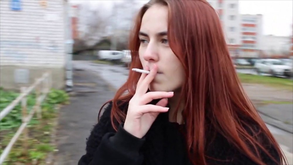 انتشار التدخين بين المراهقين بشكل كبير