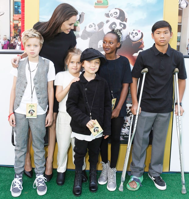  انجلينا جولي Angelina Jolie مع اولادها في اطلاق فلم كونغ فو باندا 3 الجديد
