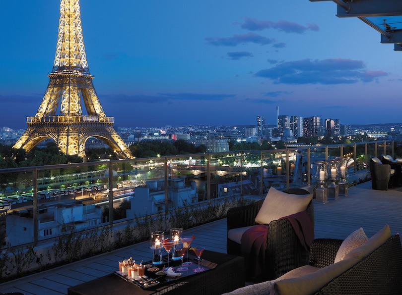 Shangri-La Hotel يكشف جمال باريس