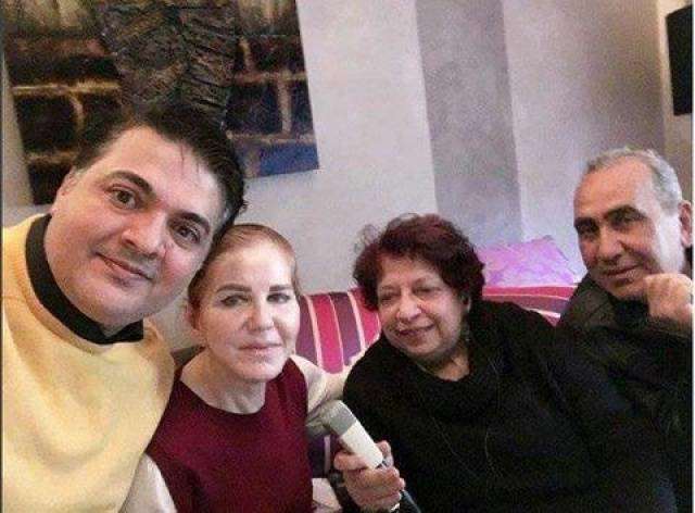 ميادة الحناوي مع شقيقها عثمان الحناوي والاعلامية هيام حموي