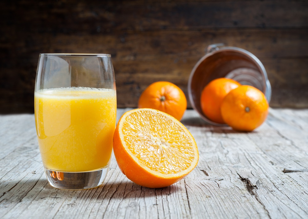 يحتوي البرتقال على فيتامين "سي" المفيد في تنظيف الجسم من النيكوتين
