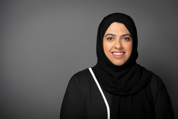 الدكتورة حنان السويدي نموذج مشرف للمرأة الإماراتية
