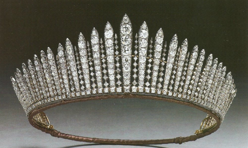 تاج Queen Mary's Fringe Tiara