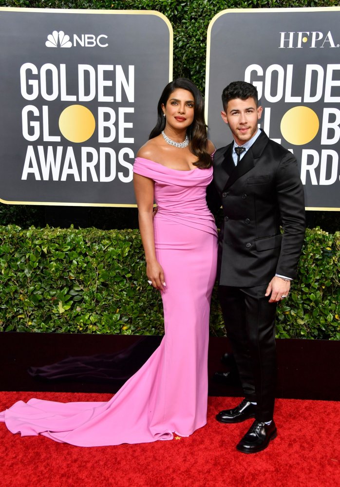بريانكا بدت ساحرة بفستان Cristina Ottaviano في حفل Golden Globes لعام 2020