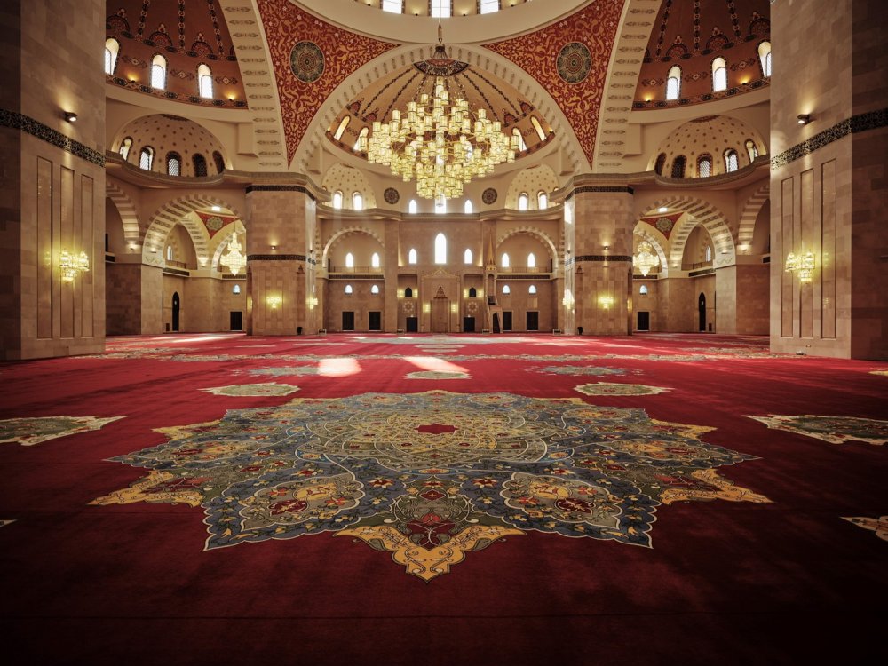  جامع الشيخ زايد في الفجيرة وجهة إسلامية وتصميم جمالي مبهر