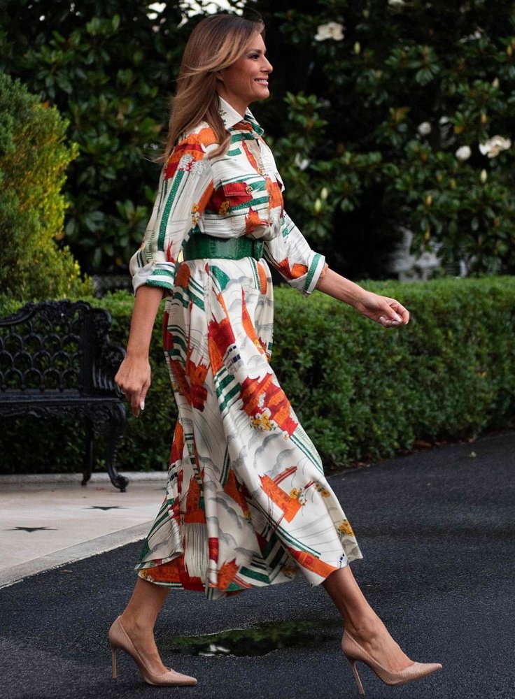  موضة الفستان المطبع تألقت ميلانيا ترامب Melania Trump بموضة الفستان الواسع والمزخرف من دار غوتشي Gucci