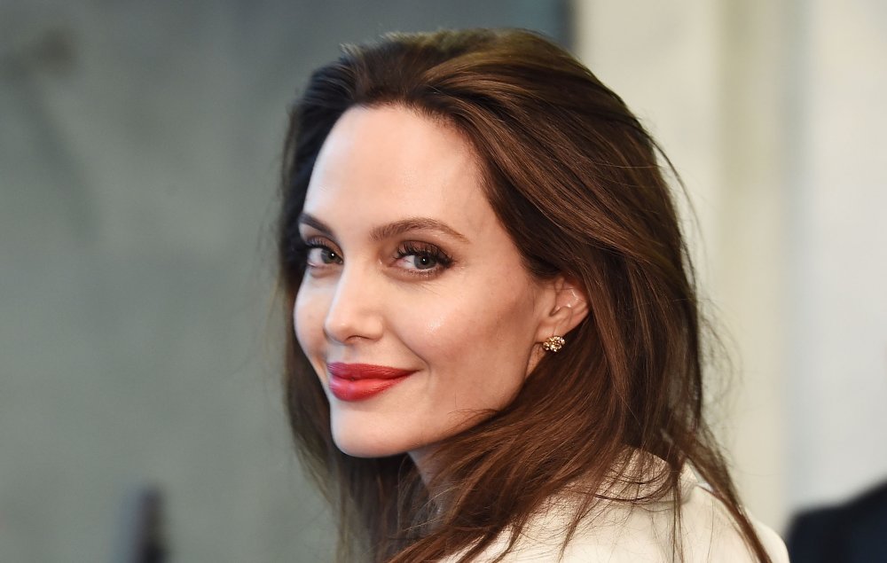 أنجلينا جولي Angelina Jolie