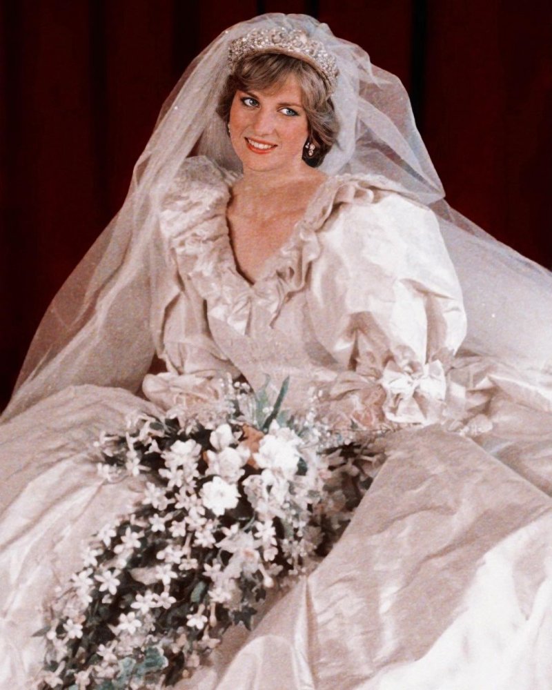 تاج حفل زفاف الأميرة ديانا Princess Diana (1981)