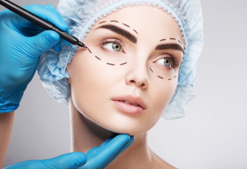 ما هي أنواع عمليات التجميل الغير جراحية وما هي مخاطرها 