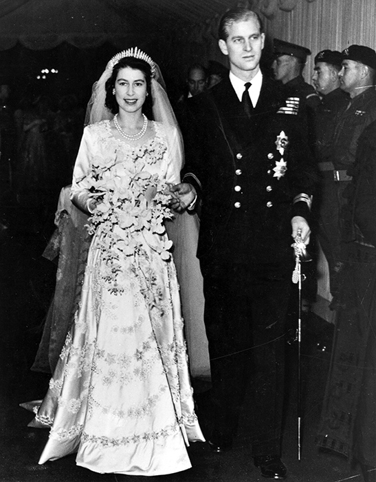 ملكة بريطانيا وضعت مكياج زفافها بنفسها