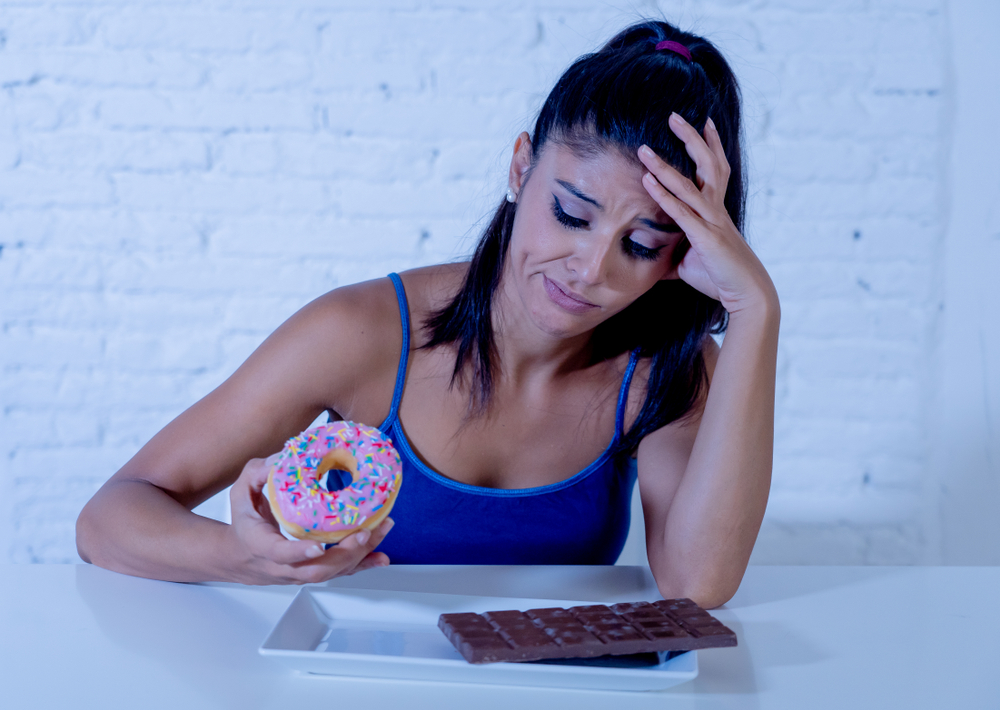 الابتعاد عن الاطعمة الدسمة والسكريات لزيادة الوزن