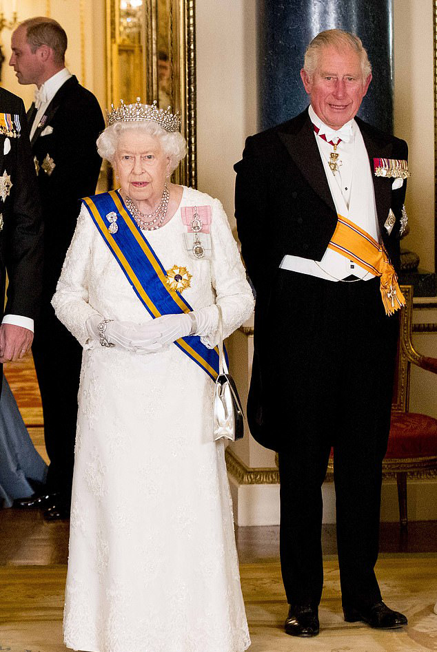 ملكة بريطانيا لا تخطط لتنصيب الأمير تشارلز كوصي على العرش