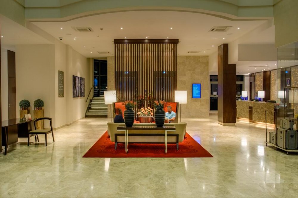 فنادق سياحية في نيروبي - فندق كراون بلازا نيروبي Crowne Plaza Nairobi Airport 