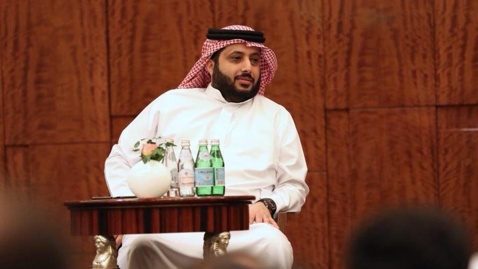 تركي آل الشيخ يهنئ المنتخب السعودي للشباب