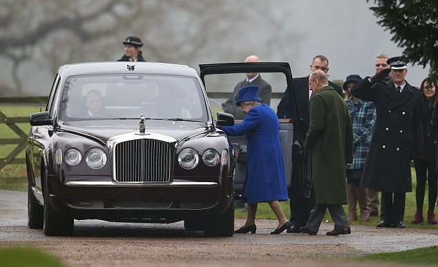 أفراد العائلة المالكة البريطانية الذي يتوقع أن ينضموا إلى الملكة في ساندرينجهام خلال عطلة أعياد الميلاد