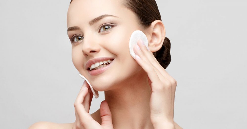  ماء الأرز يستخدم لتنظيف وجهك للحصول على بشرة أكثر نعومة وإشراقاً