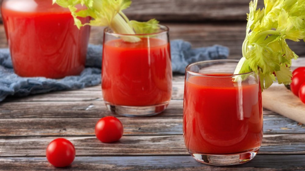 استفيدي من فوائد عصير الطماطم للتخلص من الوزن الزائد في رمضان