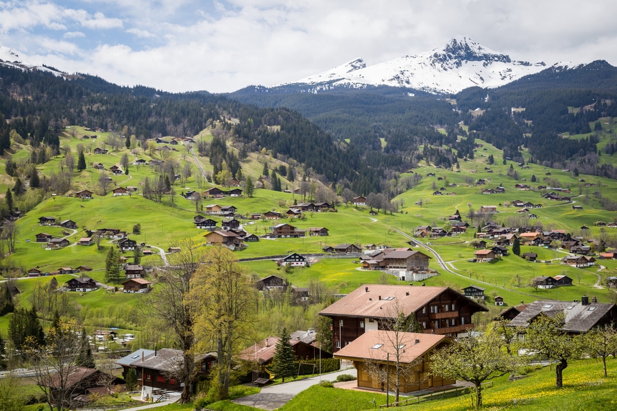 سحر الطبيعة في سويسرا بواسطة Tranmautritam