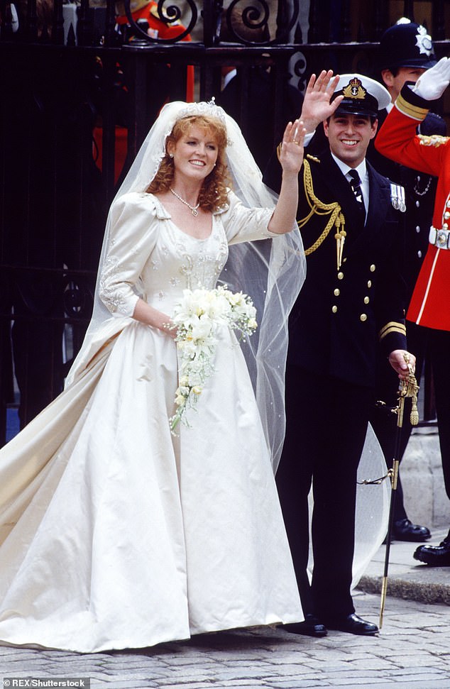 الأمير أندرو وسارة فيرغسون تزوجا عام 1986