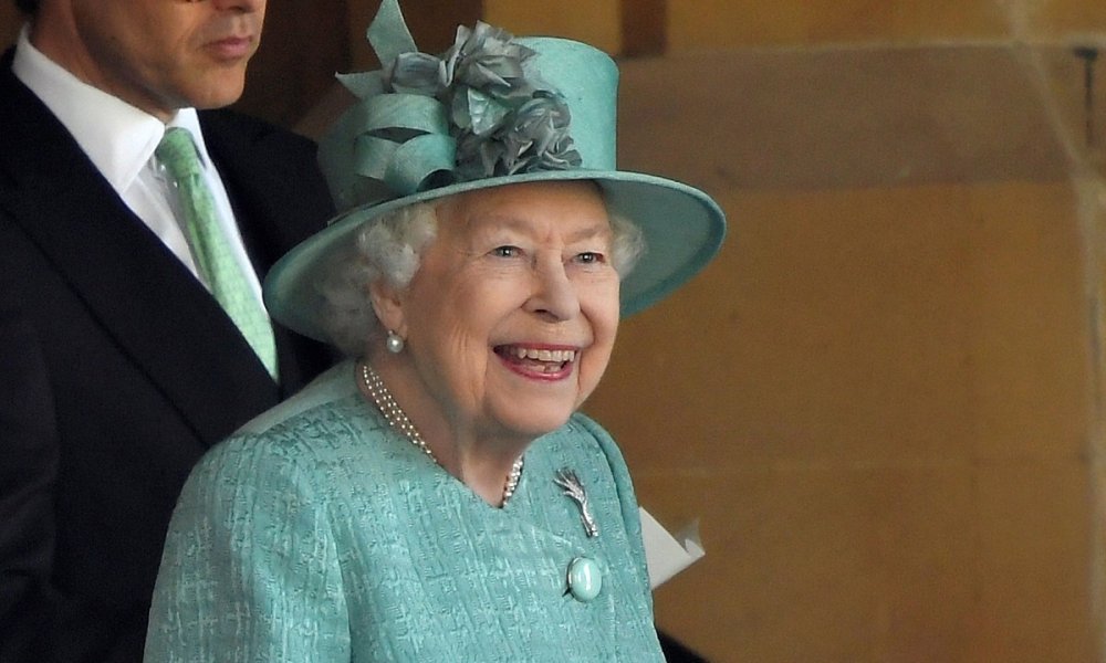 ملكة بريطانيا ستحصل على لقاح كورونا خلال أسابيع