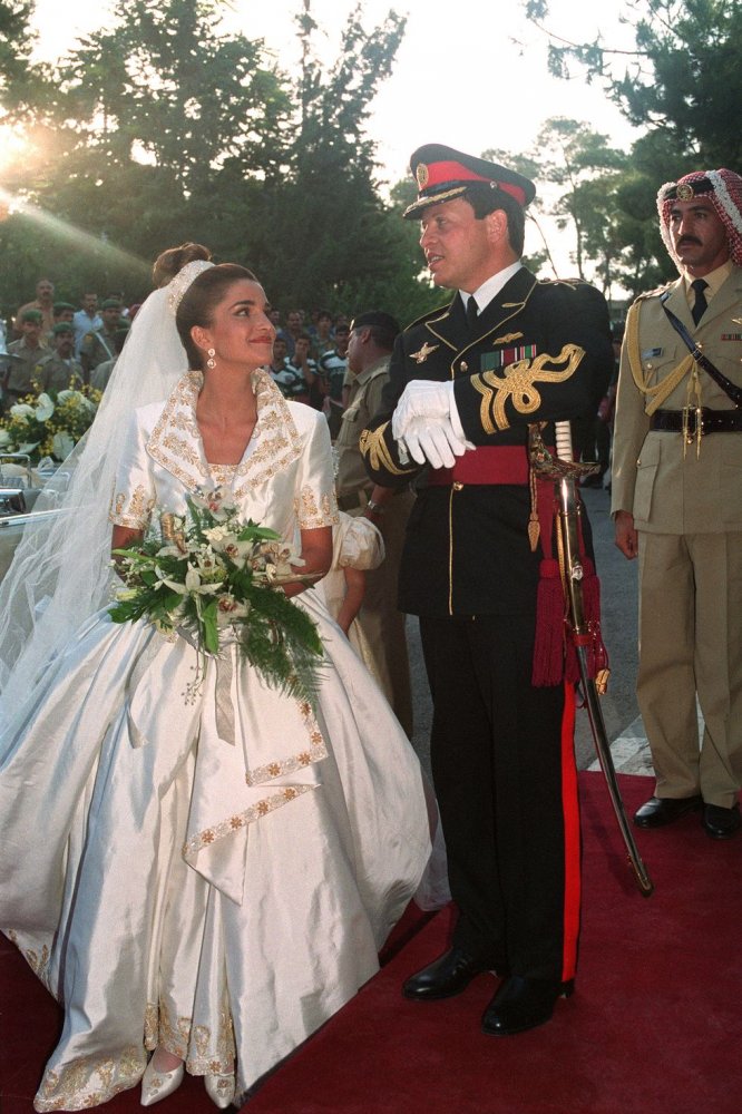  فستان زفاف الملكة رانيا ملكة الأردن Queen Rania of Jordan