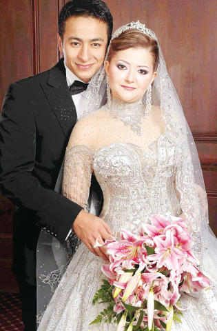 حمادة هلال في زفافه