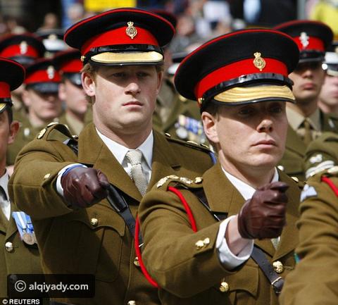 الأمير هاري في إحدى تدريباته العسكرية في الجيش البريطاني