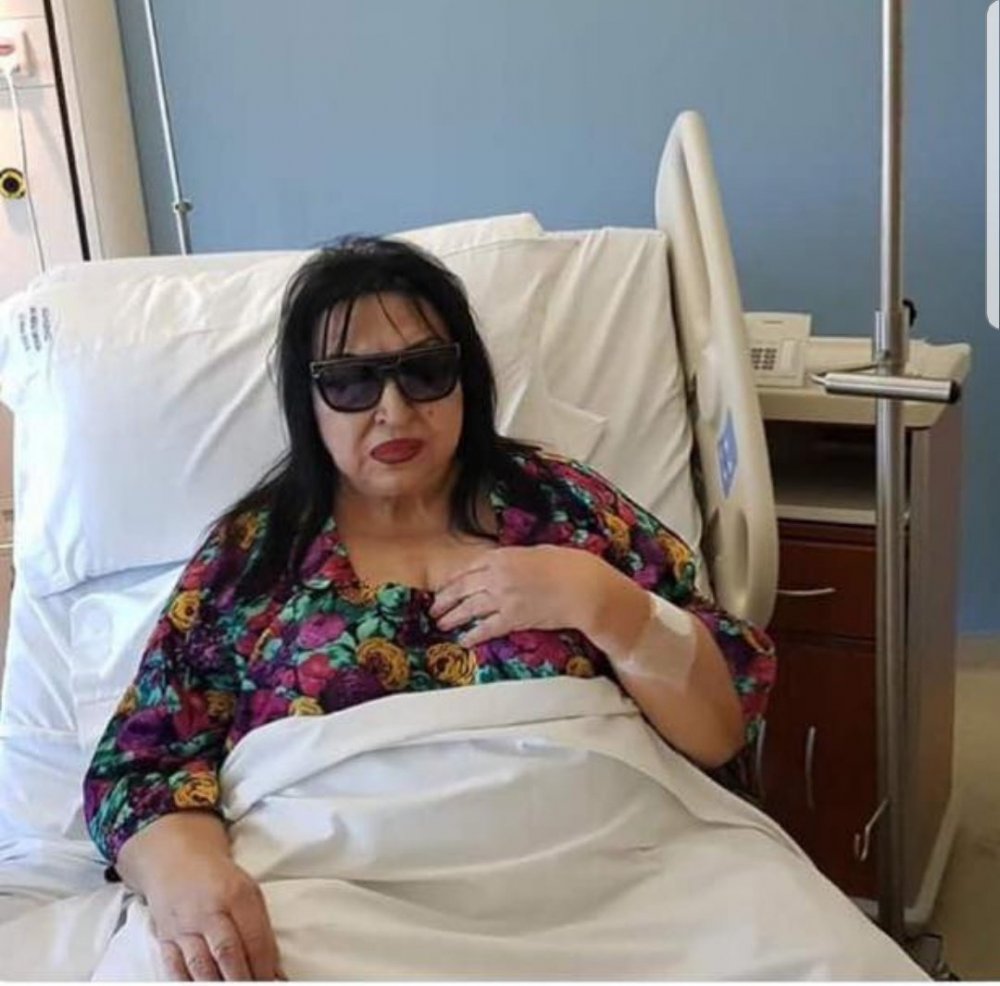 سميرة توفيق بالمستشفى 