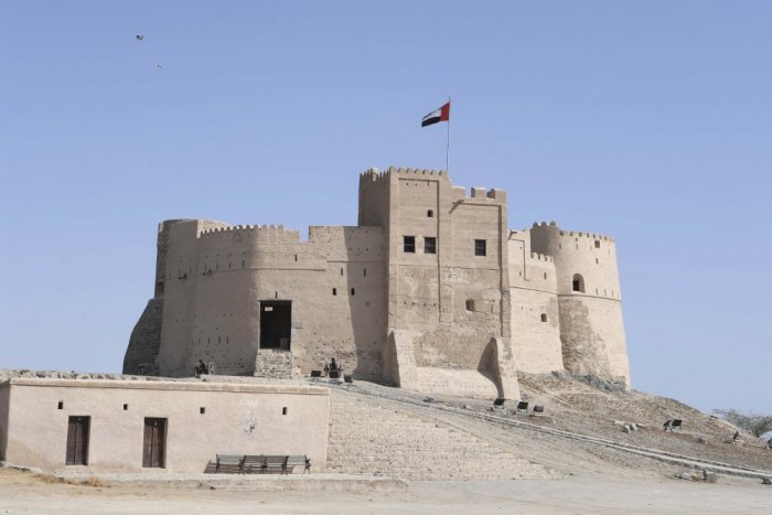 قلعة الفجيرة صرح شاهد على أمجاد الإمارات- المصدر وكالة الأنباء الإماراتية