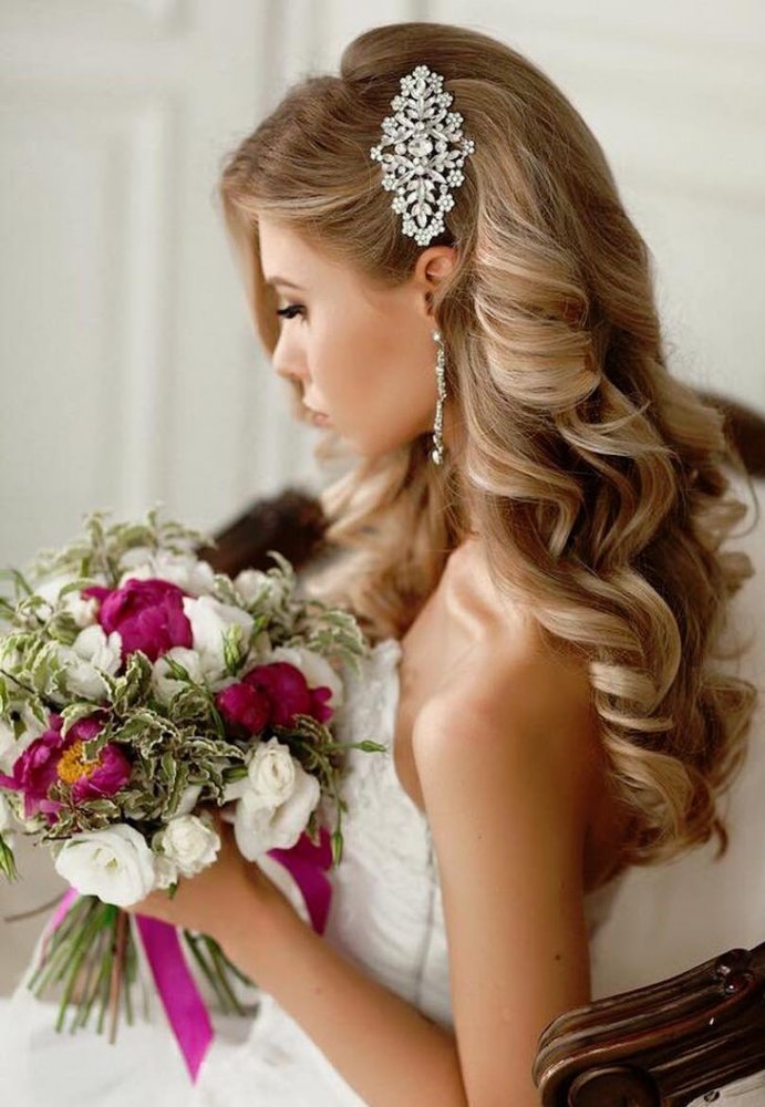 وصفات طبيعية لتطويل الشعر قبل الزفاف