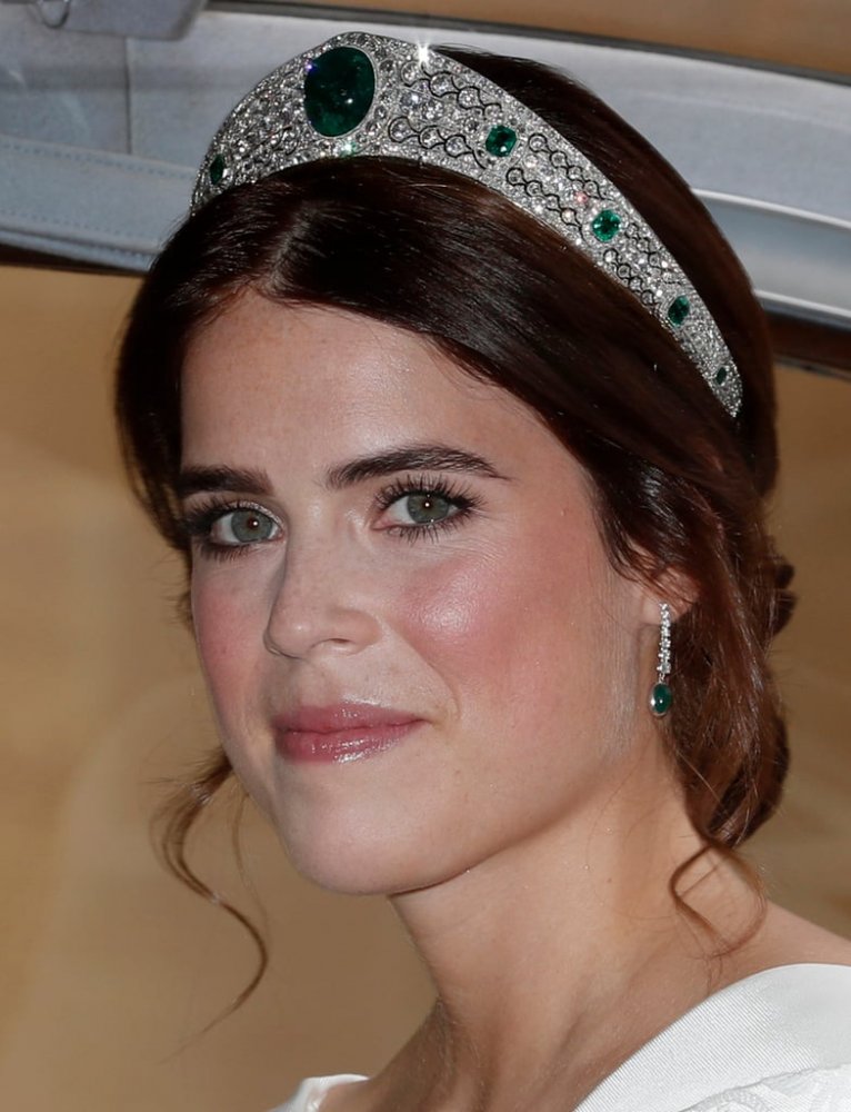 الأميرة يوجيني ترتدي تاج Greville Emerald Kokoshnik tiara