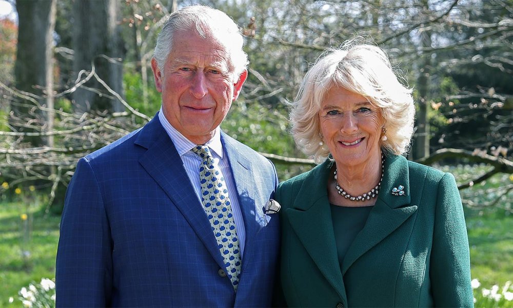 الأمير تشارلز وزوجته يحتفلان بالذكرى السنوية الرابعة عشر لزواجهما