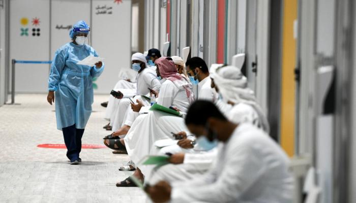 الإمارات تقترب من توزيع 9 ملايين جرعة من لقاح كوفيد-19