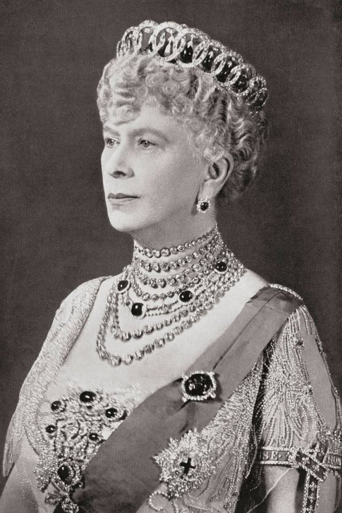 الملكة ماري تك ترتدي تاج فلاديمير The Vladimir Tiara