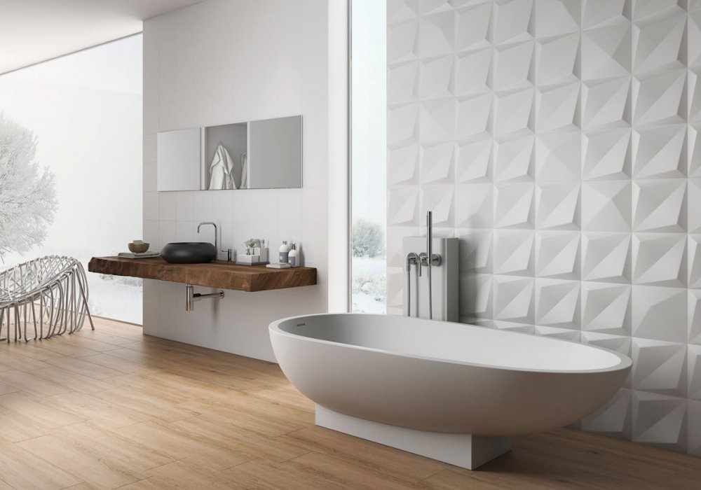 تصميم رائع لحوض استحمام أبيض اللون
