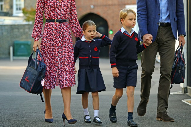 الأمير وليام سعيد لعودة أطفاله إلى المدارس