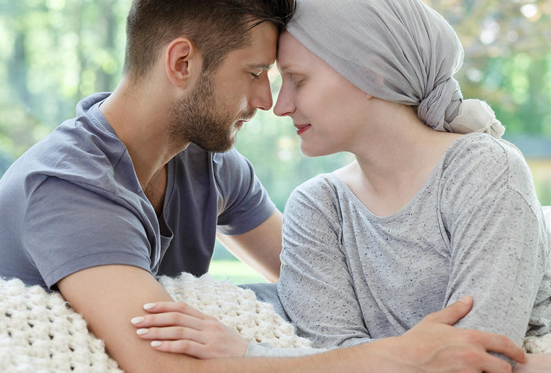  5 نصائح للزوج لدعم زوجتة المصابة بسرطان الثدي