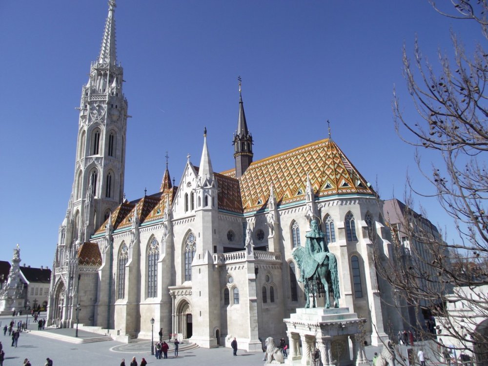  المجر متألقة بروعة العمارة التاريخية بواسطة pxhere