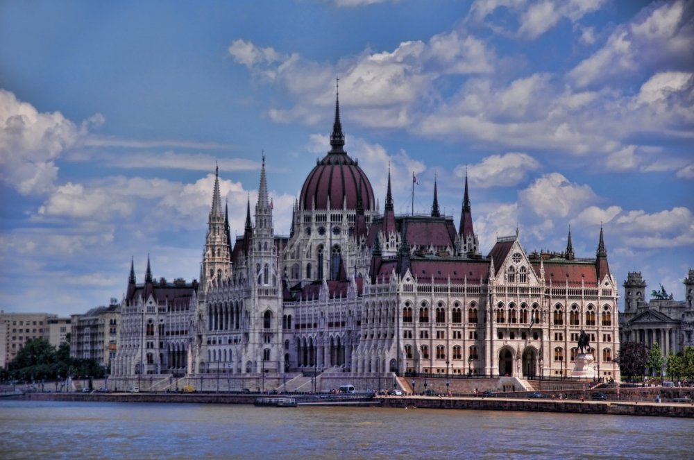  مبنى البرلمان من اجمل أماكن السياحة في المجر بواسطة pxhere