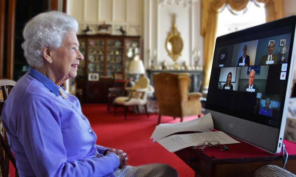 إنجاز هام لملكة بريطانيا عمره 80 عاما